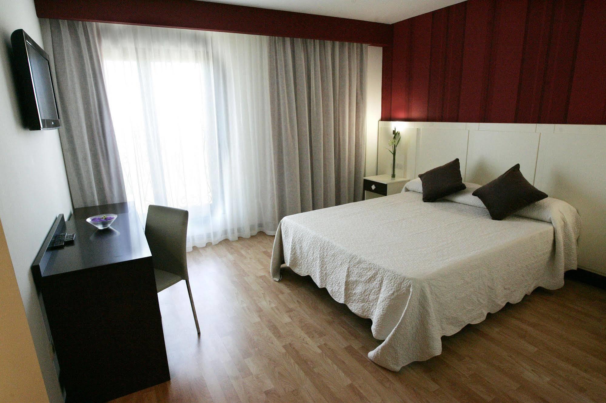 La Bastida 3*